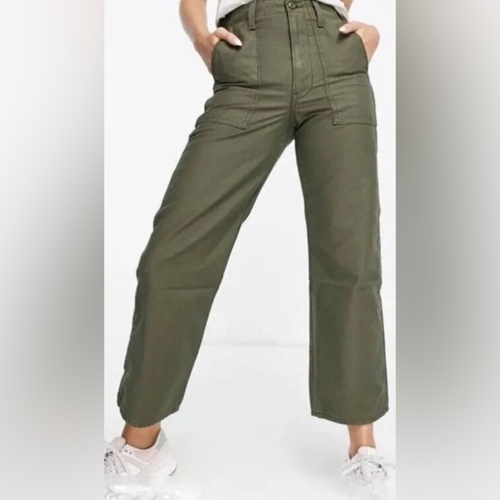 Levi’s Ribcage utility wide leg pants size 28X29 - Picture 2 of 10